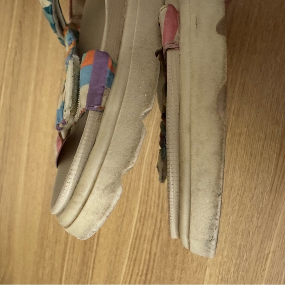 Zara Athletic Sandals Beige and Pastel Colorful Geometric Print Straps 39 (8) - Picture 8 of 9